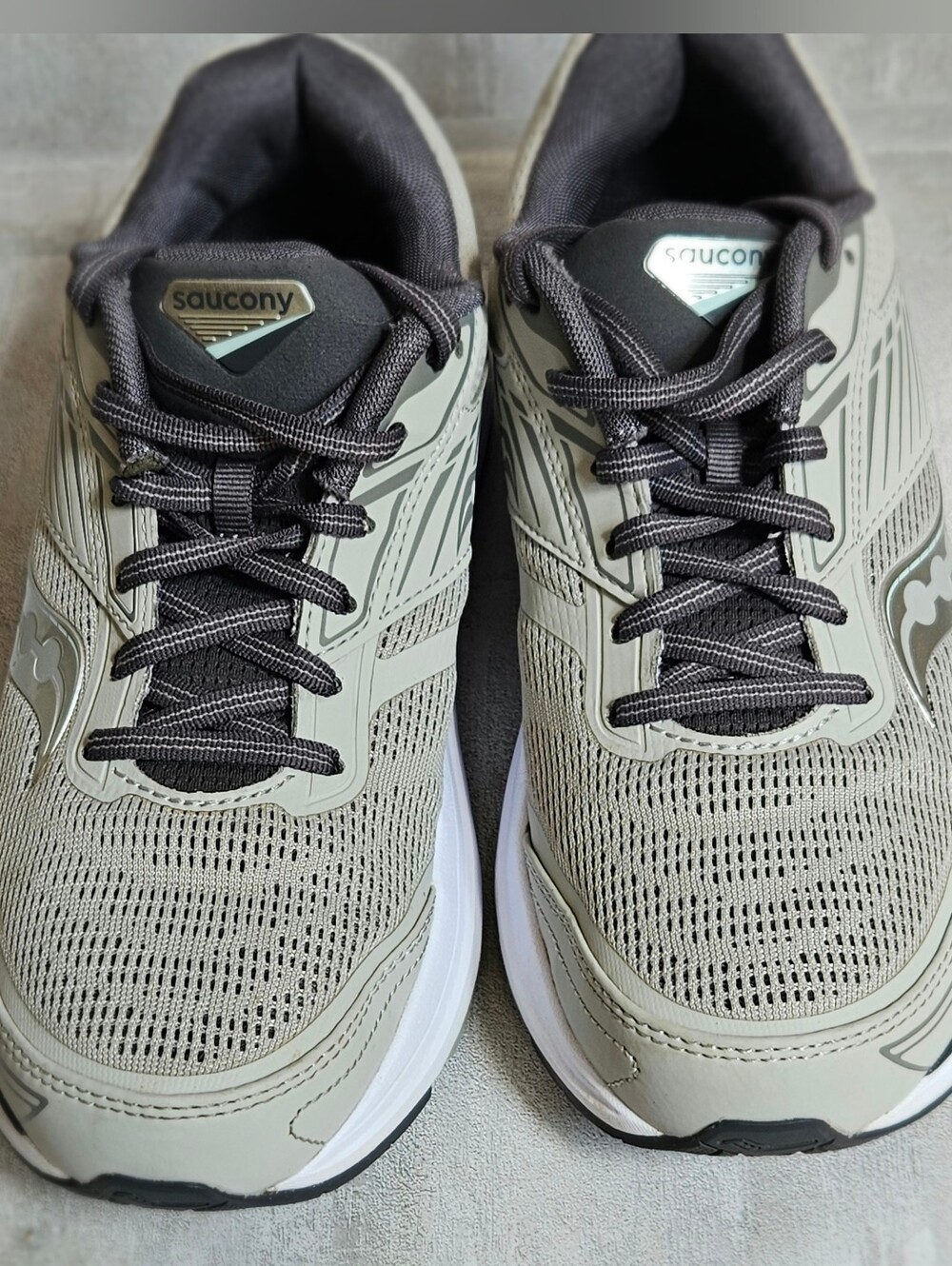 Saucony Echelon 8 Women’s Running Shoes Grey / Alloy Size 8.5 US (S10574-30) - Picture 2 of 15